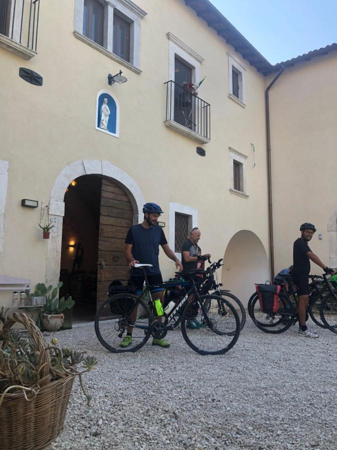 Dimora Dell'Arte Hotel Navelli Exterior photo